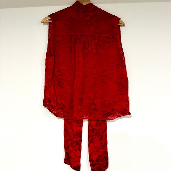 Alice + Olivia Arie Tie Neck Blouse - Picture 7 of 9